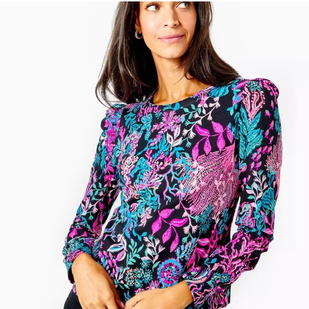 Lilly Pulitzer Jansen Sweatshirt!!! Size Small